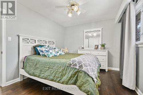 29 First Avenue, Quinte West, ON - Indoor Photo Showing Bedroom