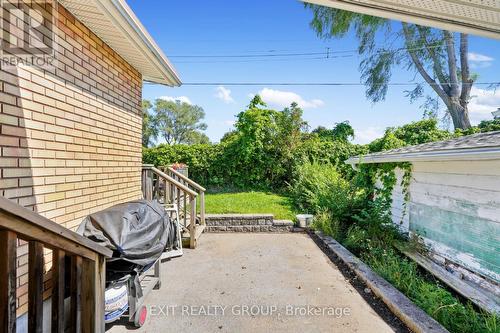 29 First Avenue, Quinte West, ON - Outdoor