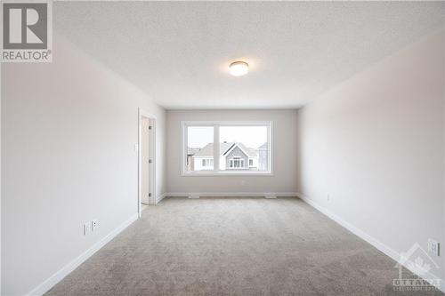 408 Appalachian Circle, Ottawa, ON - Indoor Photo Showing Other Room