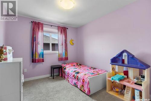 302 Pichler Crescent, Saskatoon, SK - Indoor Photo Showing Bedroom