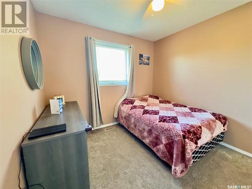 911 Bercovich Crescent, Regina, SK - Indoor Photo Showing Bedroom