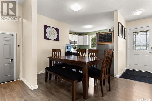 154 Lloyd Crescent, Regina, SK - Indoor Photo Showing Dining Room