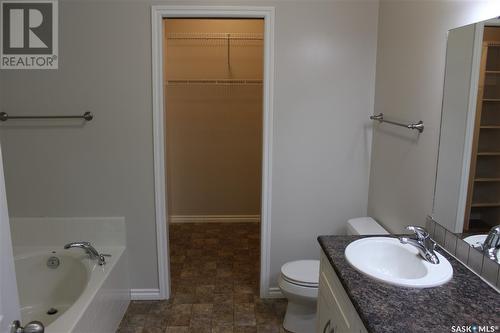 106 Erickson Street, Midale, SK - Indoor Photo Showing Bathroom