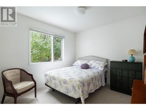 9110 Smith Road, Vernon, BC - Indoor Photo Showing Bedroom