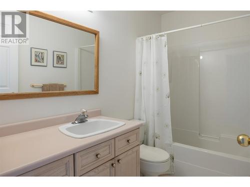 9110 Smith Road, Vernon, BC - Indoor Photo Showing Bathroom