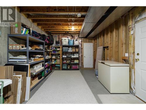 9110 Smith Road, Vernon, BC - Indoor Photo Showing Laundry Room