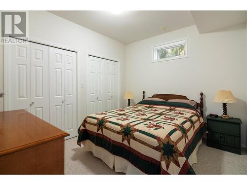 9110 Smith Road, Vernon, BC - Indoor Photo Showing Bedroom