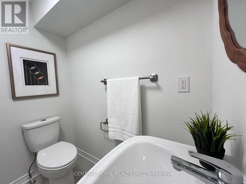 Lot 32 - 6A Parker Avenue, Richmond Hill (Oak Ridges), ON - Indoor Photo Showing Bathroom