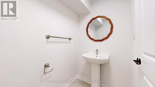 Lot 32 - 6A Parker Avenue, Richmond Hill, ON - Indoor Photo Showing Bathroom