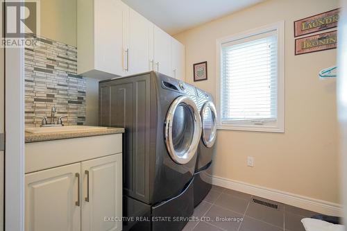 17 Ritchie Drive, East Luther Grand Valley, ON - Indoor Photo Showing Laundry Room