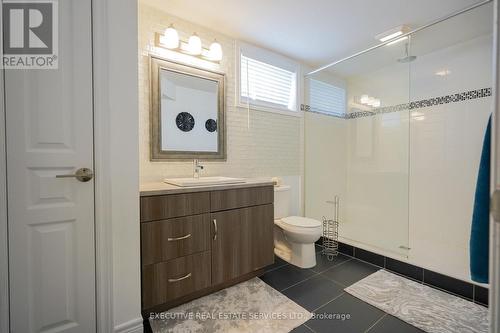 17 Ritchie Drive, East Luther Grand Valley (Grand Valley), ON - Indoor Photo Showing Bathroom