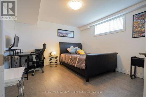 17 Ritchie Drive, East Luther Grand Valley (Grand Valley), ON - Indoor Photo Showing Bedroom