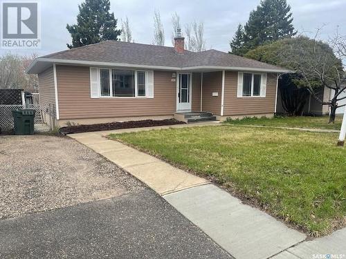 830 20Th Street W, Prince Albert, SK - Outdoor