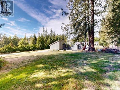 7900 Butler Road, Powell River, BC - Outdoor