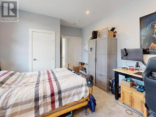 7900 Butler Road, Powell River, BC - Indoor Photo Showing Bedroom