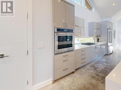 7900 Butler Road, Powell River, BC - Indoor Photo Showing Kitchen