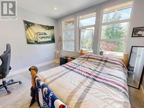 7900 Butler Road, Powell River, BC - Indoor Photo Showing Bedroom