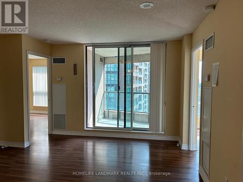 1005 - 7 Lorraine Drive, Toronto, ON - Indoor Photo Showing Other Room