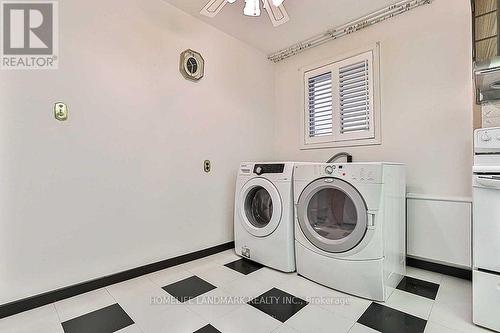 9 Sesame Street, Toronto (L'Amoreaux), ON - Indoor Photo Showing Laundry Room