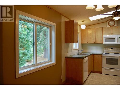 3530 Blewett  Road, Nelson, BC - Indoor Photo Showing Kitchen With Double Sink