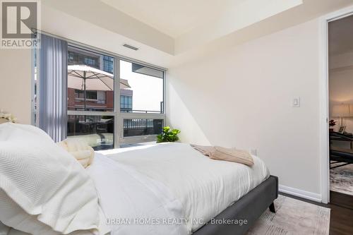 734 - 3091 Dufferin Street, Toronto (Yorkdale-Glen Park), ON - Indoor Photo Showing Bedroom