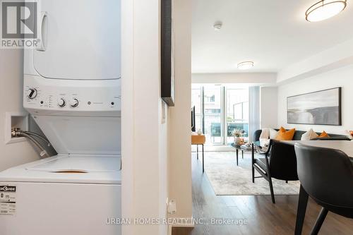 734 - 3091 Dufferin Street, Toronto (Yorkdale-Glen Park), ON - Indoor Photo Showing Laundry Room