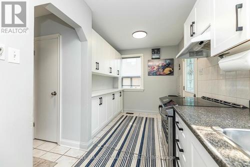 5 Mayall Avenue, Toronto (Downsview-Roding-Cfb), ON - Indoor Photo Showing Kitchen