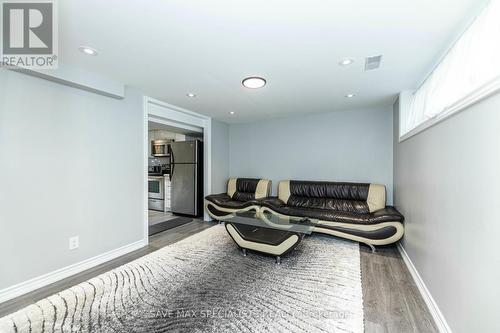 5 Mayall Avenue, Toronto (Downsview-Roding-Cfb), ON - Indoor Photo Showing Other Room