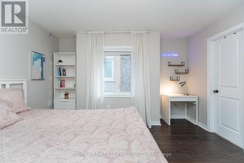 43 Fann Drive, Brampton (Northwest Brampton), ON - Indoor Photo Showing Bedroom