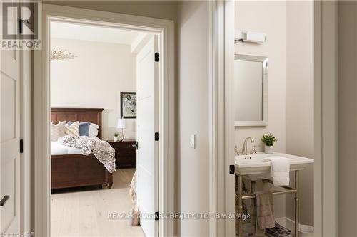 32 Breckenridge Boulevard, St. Catharines, ON - Indoor Photo Showing Bathroom