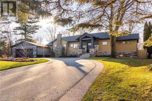 32 Breckenridge Boulevard, St. Catharines, ON - Outdoor With Facade