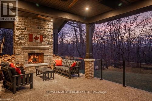 32 Breckenridge Boulevard, St. Catharines, ON - Indoor Photo Showing Other Room With Fireplace