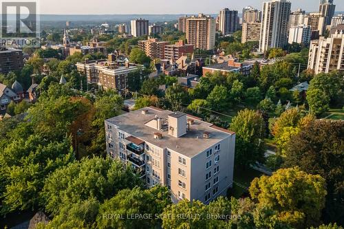 301 - 69 Herkimer Street, Hamilton (Durand), ON - Outdoor With View