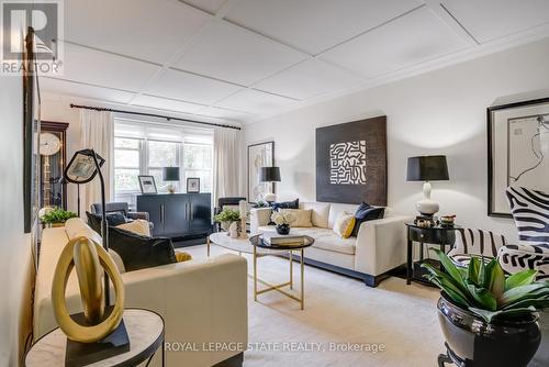 301 - 69 Herkimer Street, Hamilton, ON - Indoor Photo Showing Living Room