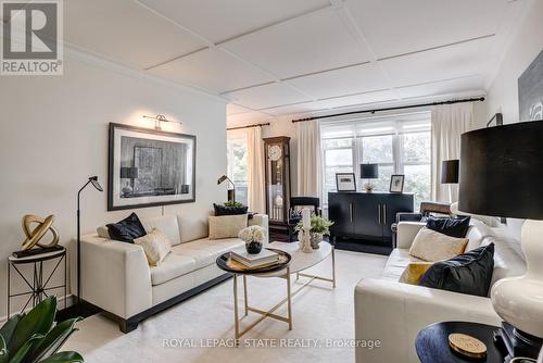 301 - 69 Herkimer Street, Hamilton (Durand), ON - Indoor Photo Showing Living Room