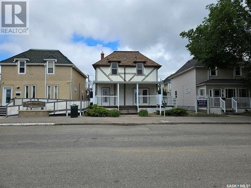 80 Athabasca Street W, Moose Jaw, SK 