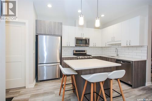 635 Evergreen Boulevard, Saskatoon, SK - Indoor Photo Showing Kitchen With Stainless Steel Kitchen With Upgraded Kitchen