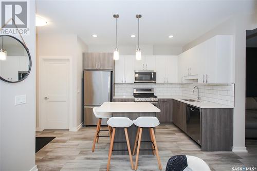 635 Evergreen Boulevard, Saskatoon, SK - Indoor Photo Showing Kitchen With Stainless Steel Kitchen With Upgraded Kitchen