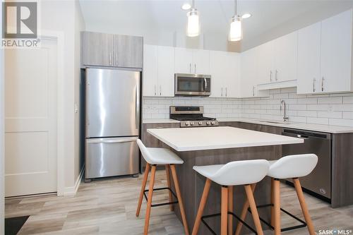 635 Evergreen Boulevard, Saskatoon, SK - Indoor Photo Showing Kitchen With Stainless Steel Kitchen With Upgraded Kitchen