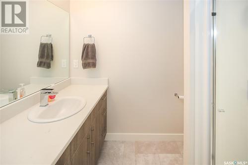 635 Evergreen Boulevard, Saskatoon, SK - Indoor Photo Showing Bathroom