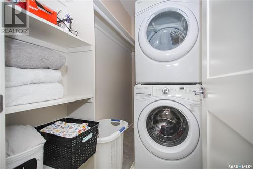 635 Evergreen Boulevard, Saskatoon, SK - Indoor Photo Showing Laundry Room