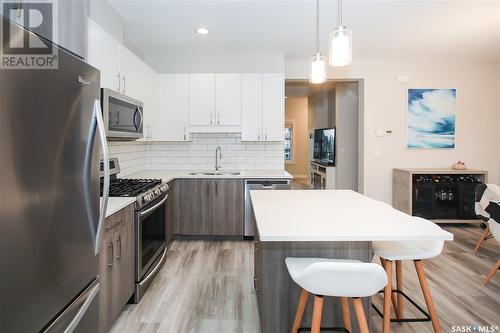 635 Evergreen Boulevard, Saskatoon, SK - Indoor Photo Showing Kitchen With Stainless Steel Kitchen With Upgraded Kitchen