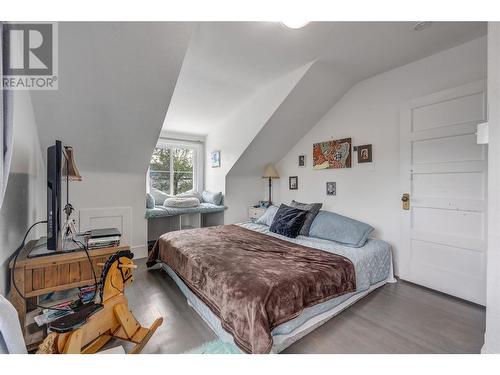 13232 Kelly Avenue, Summerland, BC - Indoor Photo Showing Bedroom