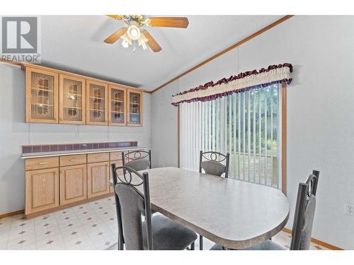 2279 Squilax-Anglemont Road, Lee Creek, BC - Indoor Photo Showing Dining Room