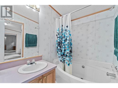 2279 Squilax-Anglemont Road, Lee Creek, BC - Indoor Photo Showing Bathroom