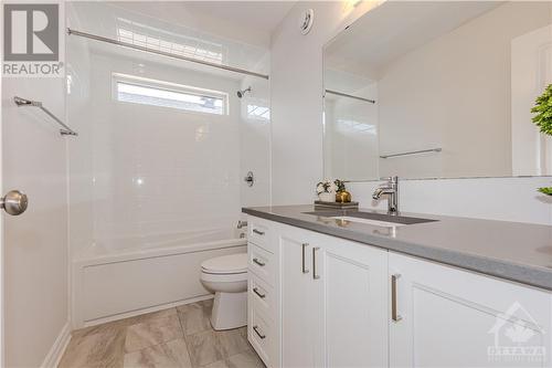 600 Triangle Street, Ottawa, ON - Indoor Photo Showing Bathroom