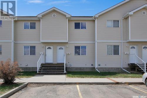 1668 Alexandra Street, Regina, SK - Outdoor With Facade