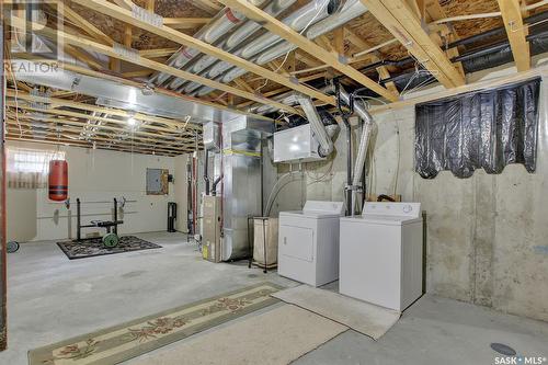 1668 Alexandra Street, Regina, SK - Indoor Photo Showing Laundry Room