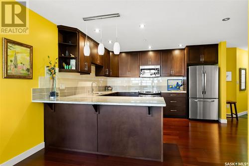 704 2300 Broad Street, Regina, SK - Indoor Photo Showing Kitchen