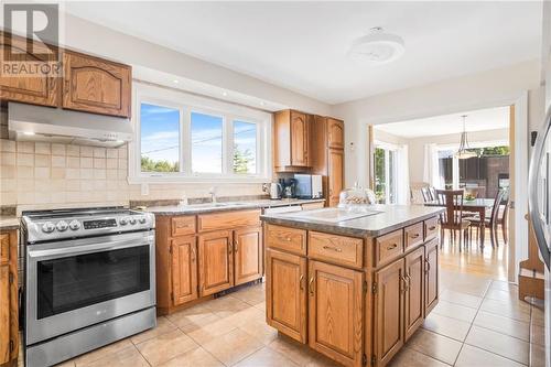 230 Hampden Street, Hawkesbury, ON - Indoor Photo Showing Kitchen